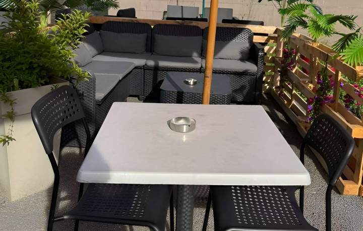 Terrasse conviviale pour manger Danjoutin